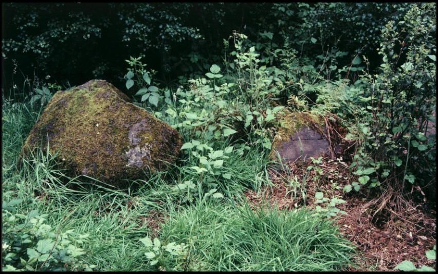 Three stones at the southern end.