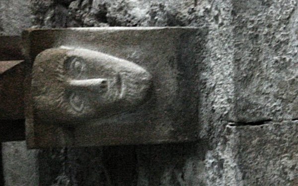 Stone corbel in the upper hall that would have supported a beam for the floor above.