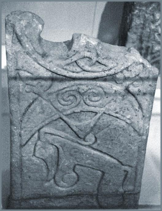 Gellyburn: Crescent and V-rod, pictish beast, and the bottom of a circle.