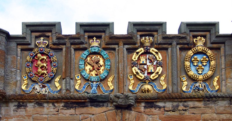 The panels above the gatehouse proclaiming King James V to be a member of the Order of the Garter of England, the Order of the Thistle of Scotland, the Order of the Golden Fleece of Burgundy and the Order of St Michael of France.