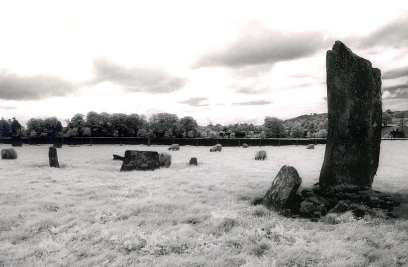 The central stones, looking south.